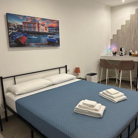 Bari Valona Rooms Εξωτερικό φωτογραφία