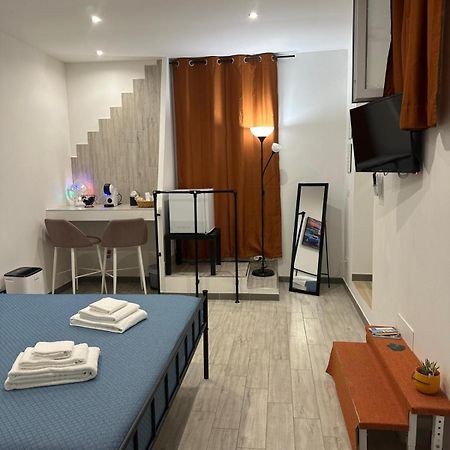 Bari Valona Rooms Εξωτερικό φωτογραφία