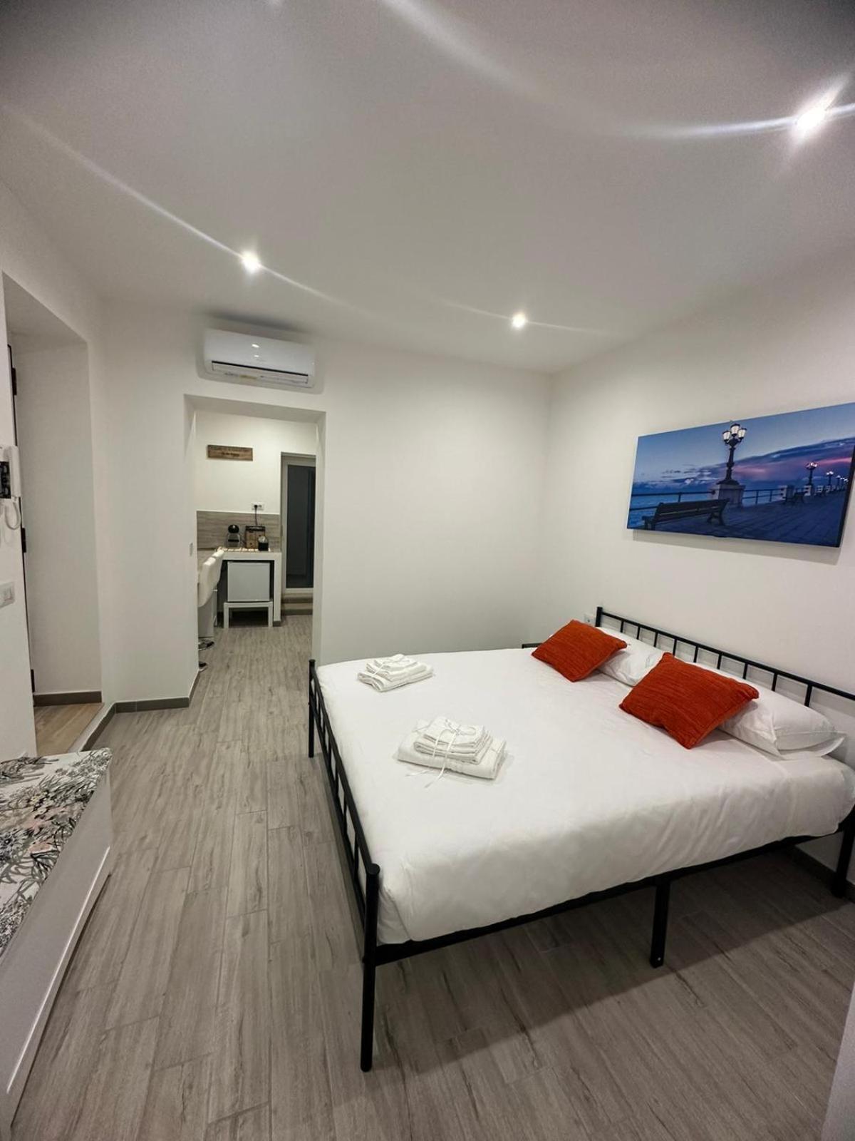 Bari Valona Rooms Εξωτερικό φωτογραφία